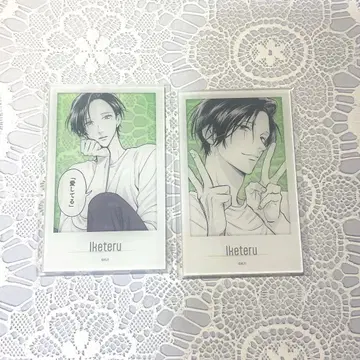 뱀아가 연못 비추는 폴라로이드풍 아크릴 카드 우라미치 선생님