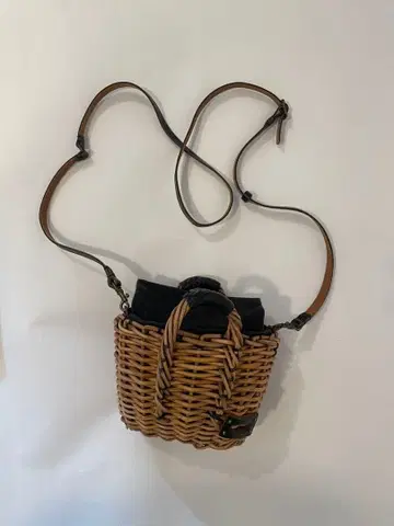 eb.a.gos 에바고스 미니백