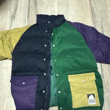 로데오 크라운 다운 자켓