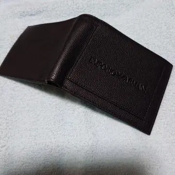 EMPORIO ARMANI 블랙 접이식 지갑 새상품