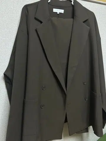 ASTRONOMY 브라운 테일러드 자켓 와이드 팬츠 셋업