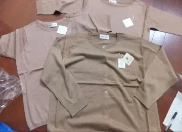 4L 사이즈 Grazioso Superiore 가디건과 니트 3점