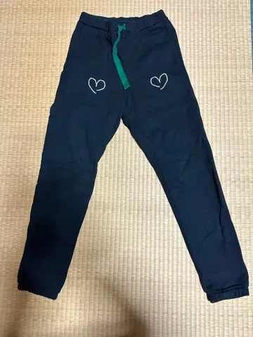 ch!iii 맨투맨 팬츠 자수 하트 블랙