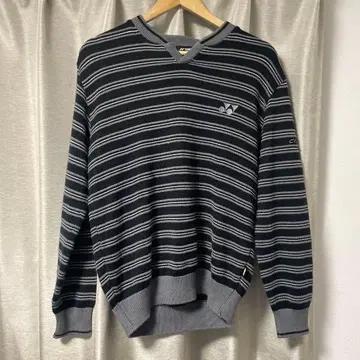 요넥스 스웨터 일본제 배드민턴 테니스 히트캡슐 CYBERSTAR