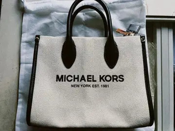 MICHAEL KORS 마이클코어스 캔버스 원단 숄더백