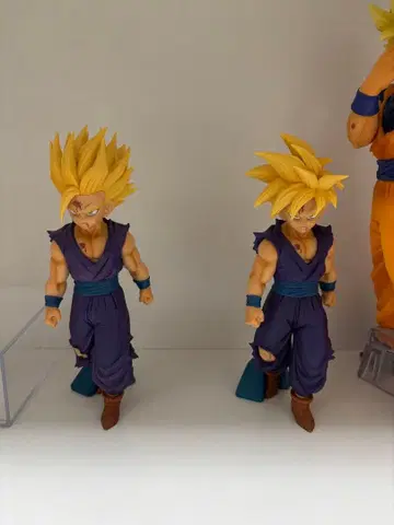 출진 손오반 피규어 2체