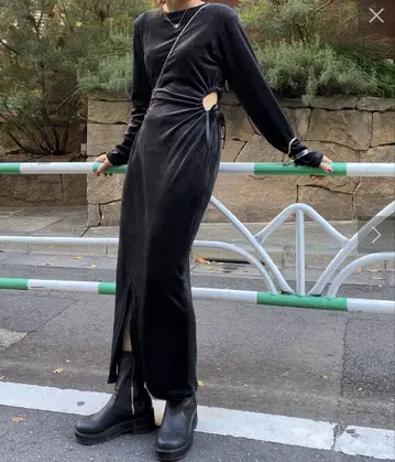 후즈 후갤러리 벨로아 레이디 원피스