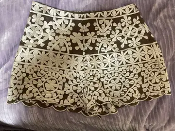 그레이스 콘티넨탈 숏팬츠 럭셔리 자수