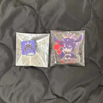 컴퍼스 콜랩스 아이콘 핀 배지 아크릴 블록