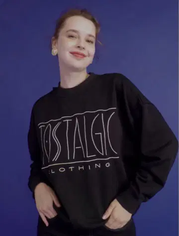 Tostalgic sweatshirt / black