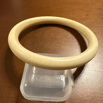 크림색 뱅글 심플 현 상태 상품