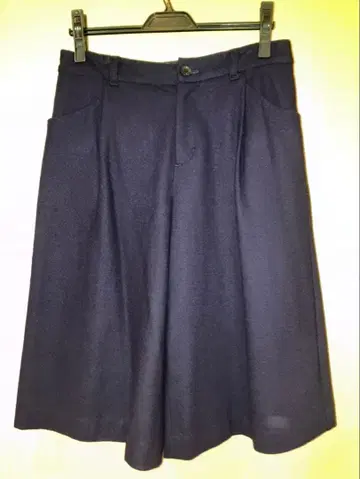 휴먼 우먼 스커트