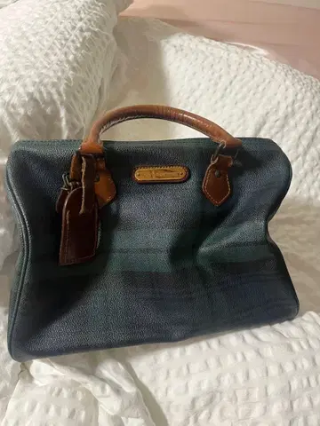 다크 그린 체크 무늬 보스턴 백