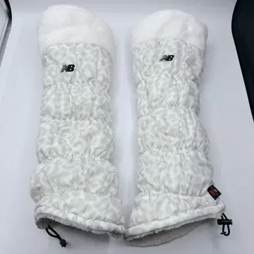 뉴발란스 골프 레그 워머 화이트 레오파드 무늬 복슬복슬 여성용