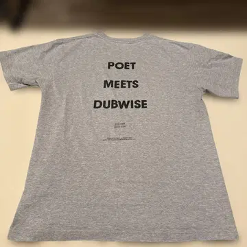 POET MEETS DUBWISE 티셔츠 애쉬 그레이