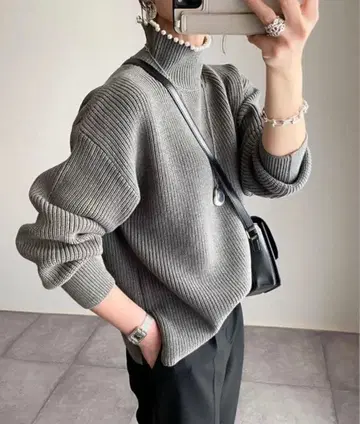 엠마 테일러 펄 넥 니트 풀오버