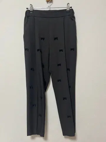 새상품급 Heve 헤이브 리본 도트 팬츠