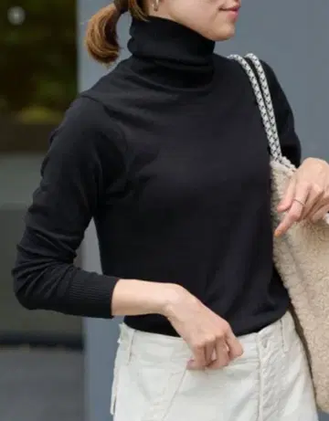 새상품 지치피 터틀넥 사이즈 1 S 상당