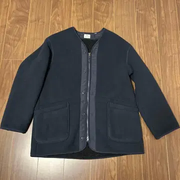 새상품급 UNIQLO 엔지니어드 가먼츠 플리스 노카라 코트