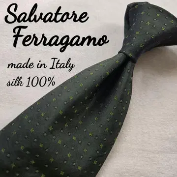 새상품급 salvatore ferragamo 실크 넥타이 그린