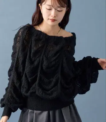 미스틱 웨이브 시어 휘핑 니트 블랙