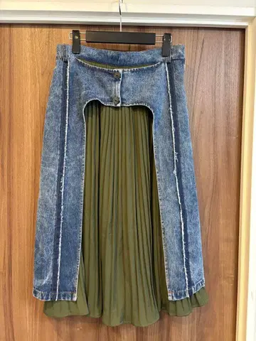 미카레 미카레 데님 플리츠 스커트