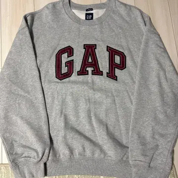 GAP 그레이 로고 자수 크루넥 트레이닝복