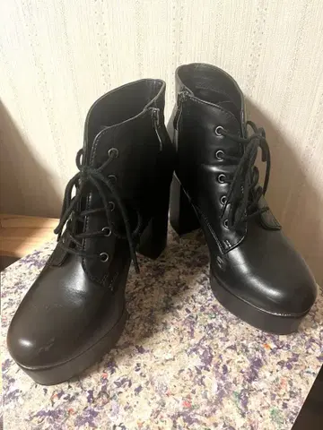 레이스업 숏부츠 통굽 슬림 레그