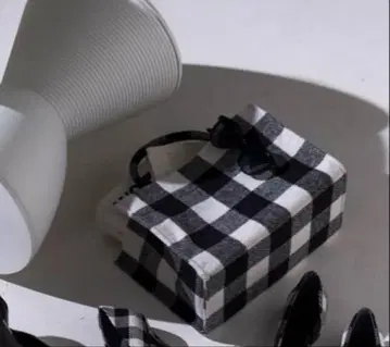 Aimee 토트백 블랙