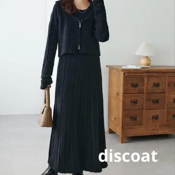 Discoat 디스코트 베스트 포함 니트 원피스 블랙