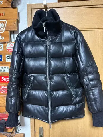 REDMOON 레드문 블랙 가죽 다운 자켓 양가죽
