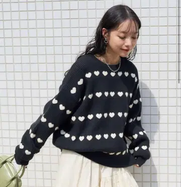 FREAK'S STORE 라인 하트 무늬 니트