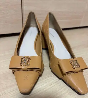 RANDA 펌프스 브라운