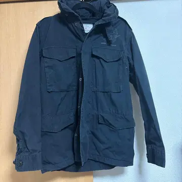 레어 AVIREX 블랙 밀리터리 자켓