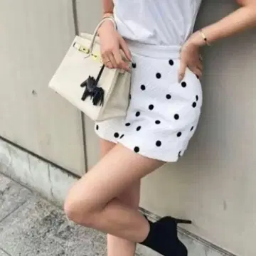 새상품급 sheller 셰리에 트위드 도트 큐롯