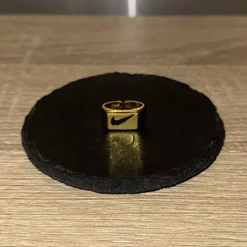 Swoosh 나이키 로고 반지 스퀘어 링