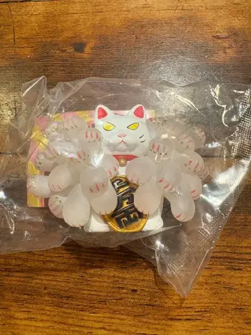 현대 미술 이등병의 마네키네코 천객만라이라이라이라이라이