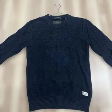 KNIT 네이비 케이블 짜임 니트 스웨터