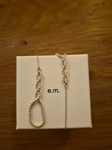 e.m. 실버 로프 디자인 귀걸이