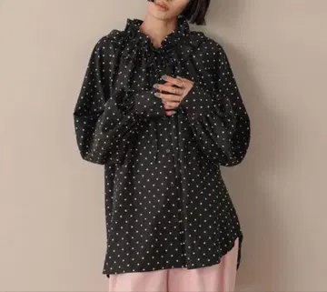 스탠드 프릴 블라우스 로리즈팜 미사용 새상품 이번 시즌 신상