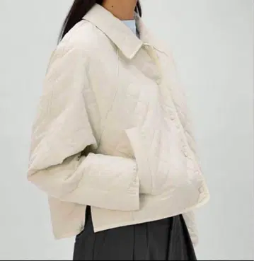 ZARA 아이보리 숏 퀼팅 자켓