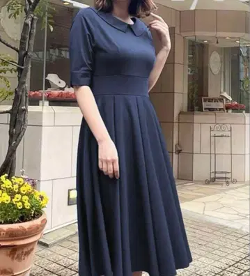 [ CINEMATIQ 시네마틱 ] 미사용 워셔블 플로이 라인 원피스