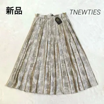 새상품 TNEWTIES 스테이지에 꽃다발을 던지는 플리츠 스커트 L