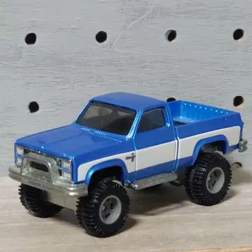 Hot Wheels 핫휠 '83 Chevy Silverado