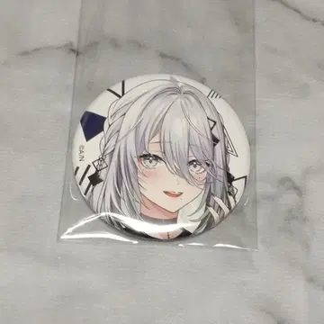 니지산지 니지페스 소피아 발렌타인 클래스 티셔츠 캔뱃지