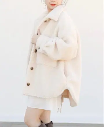 CHICO CPO풍 보아 자켓