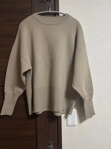 [ 미사용 새상품 ] 라운지 드레스 맨투맨 라이크 니트