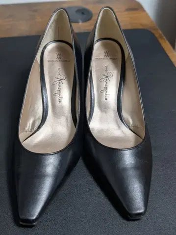 GINZA Kanematsu 블랙 스틸레토 하이힐