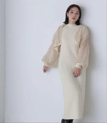 슬리브리스 롱 원피스 베이지