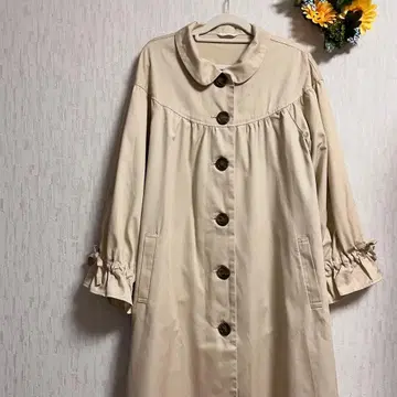 ehka sopo 에카 소포 베이지 둥근 카라 프릴 소매 트렌치코트 프리